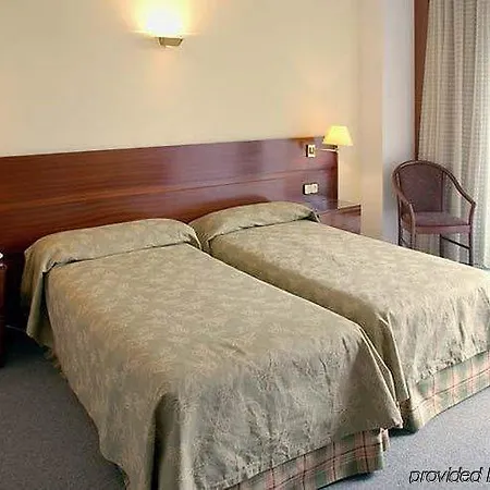 Husa Fornells Park Hotel